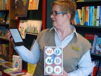Buchhändlerin Schirmer: "Ich hoffe, dass Kinder noch lange mit Papierbüchern aufwachsen."
