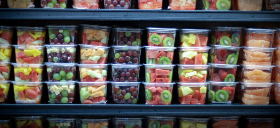 Praktisch verpackt: Plastik ist aus dem Zeitalter des "Convenience Food" nicht mehr wegzudenken (flickr.com/Reid Rosenberg) 